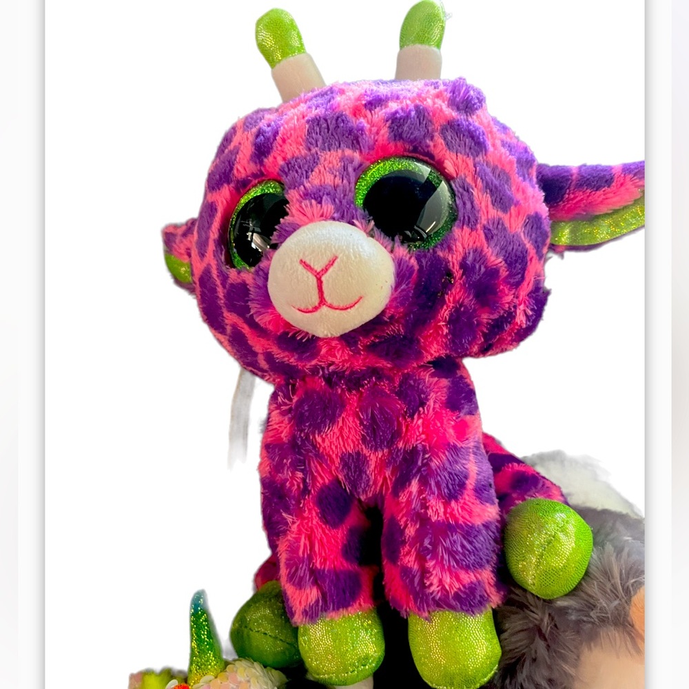 Gilbert baby giraffe plush